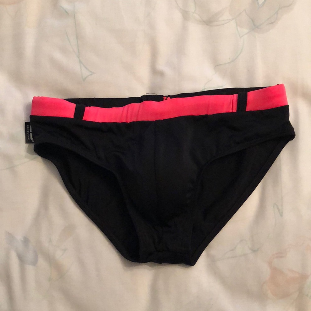 Sexy ES Collection black speedo